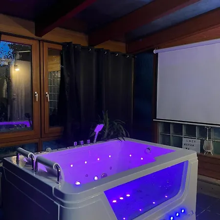 Apartmán Avec Jacuzzi Et Jardin *